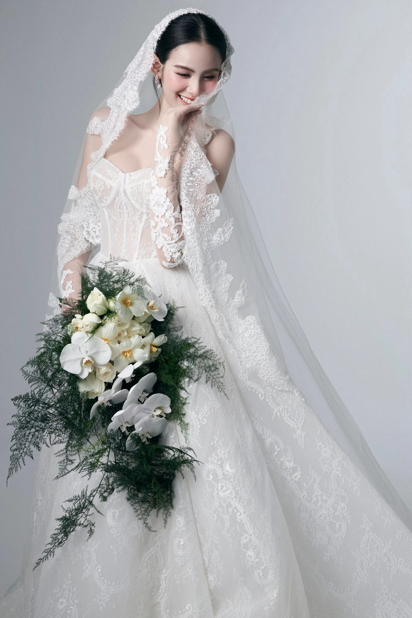 Hương Liên lần đầu khoe ảnh chồng - Hình 2