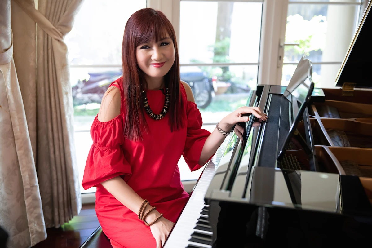 Nữ diễn viên ở biệt thự 800m2 TP. HCM: Hủy hôn sát ngày cưới, tai nạn nát mặt vẫn được đại gia theo đuổi - Hình 2