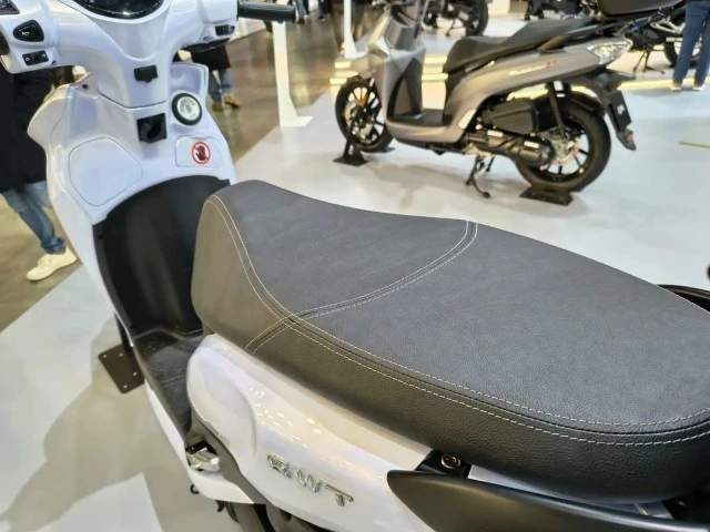 SYM Motors ra mắt xe tay ga đô thị BWT 125 - giá từ 32 triệu đồng - Hình 5