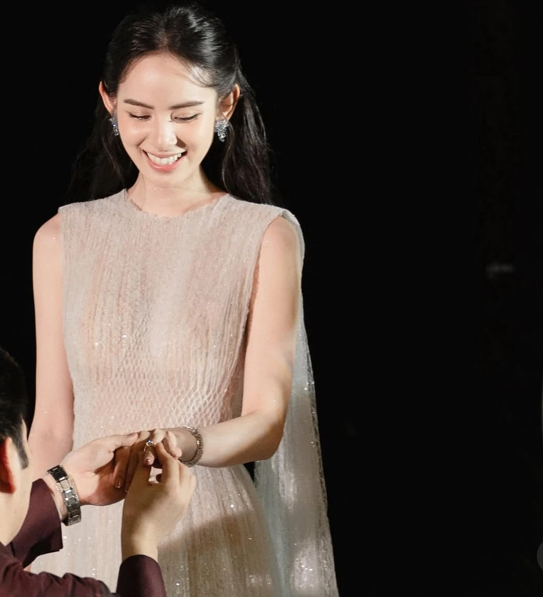 Thêm 1 mỹ nhân Việt công khai ảnh cưới với thiếu gia tập đoàn lớn! - Hình 10