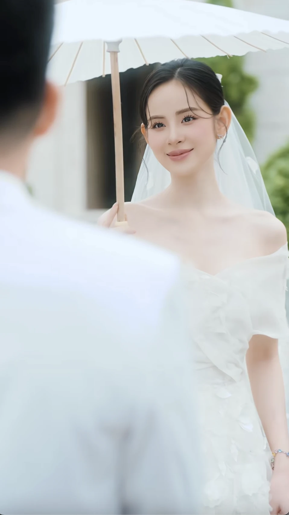 Thêm 1 mỹ nhân Việt công khai ảnh cưới với thiếu gia tập đoàn lớn! - Hình 9