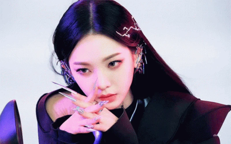 Không tin được đây từng là mỹ nhân đẹp hơn trí tuệ nhân tạo, hát kiểu gì hạng 1000 cũng chưa đạt nổi - Hình 5