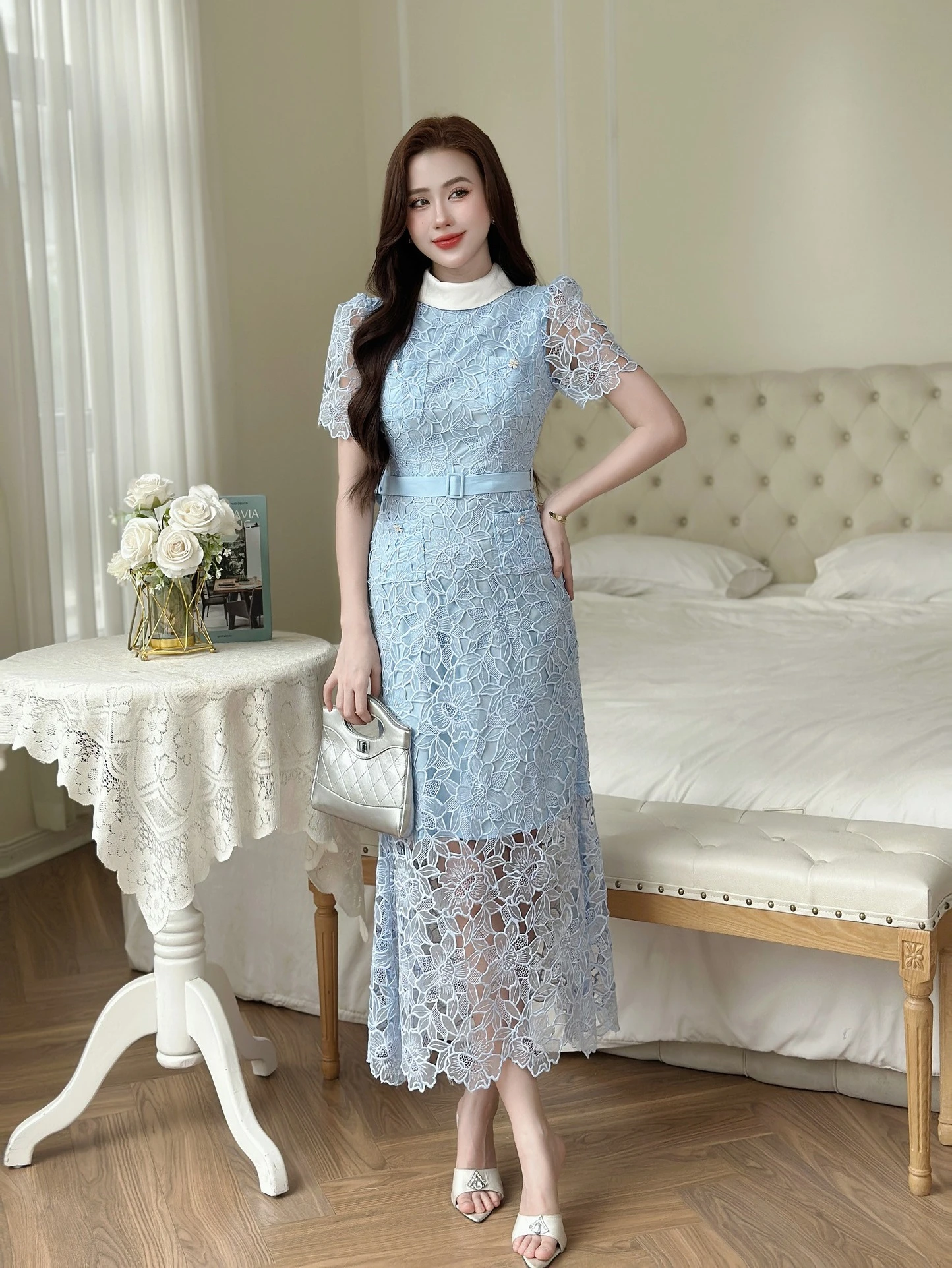 Thanh lịch và quý phái cùng vải ren tinh xảo - Hình 8