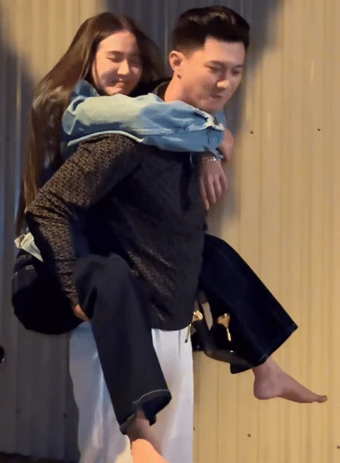 Huyền Lizzie và Hà Việt Dũng cực nhây ở hậu trường Cách em 1 milimet - Hình 2