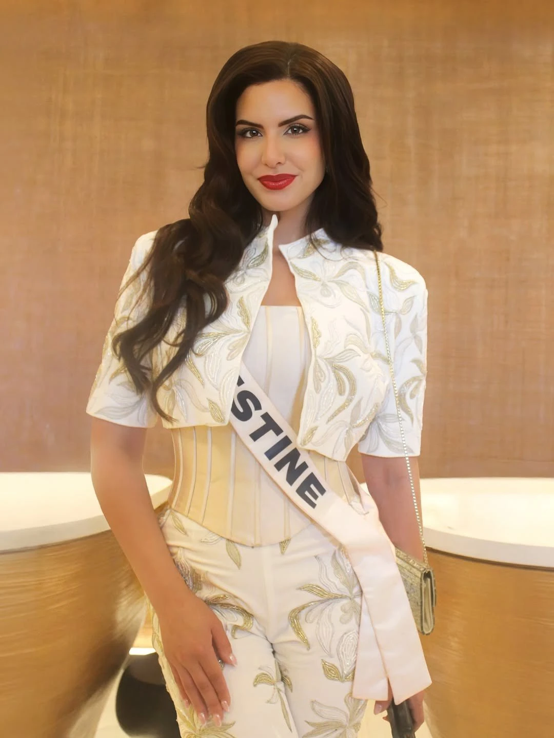 Loạt thí sinh chống lại Miss Universe, tung bằng chứng BTC dàn xếp kết quả? - Hình 1