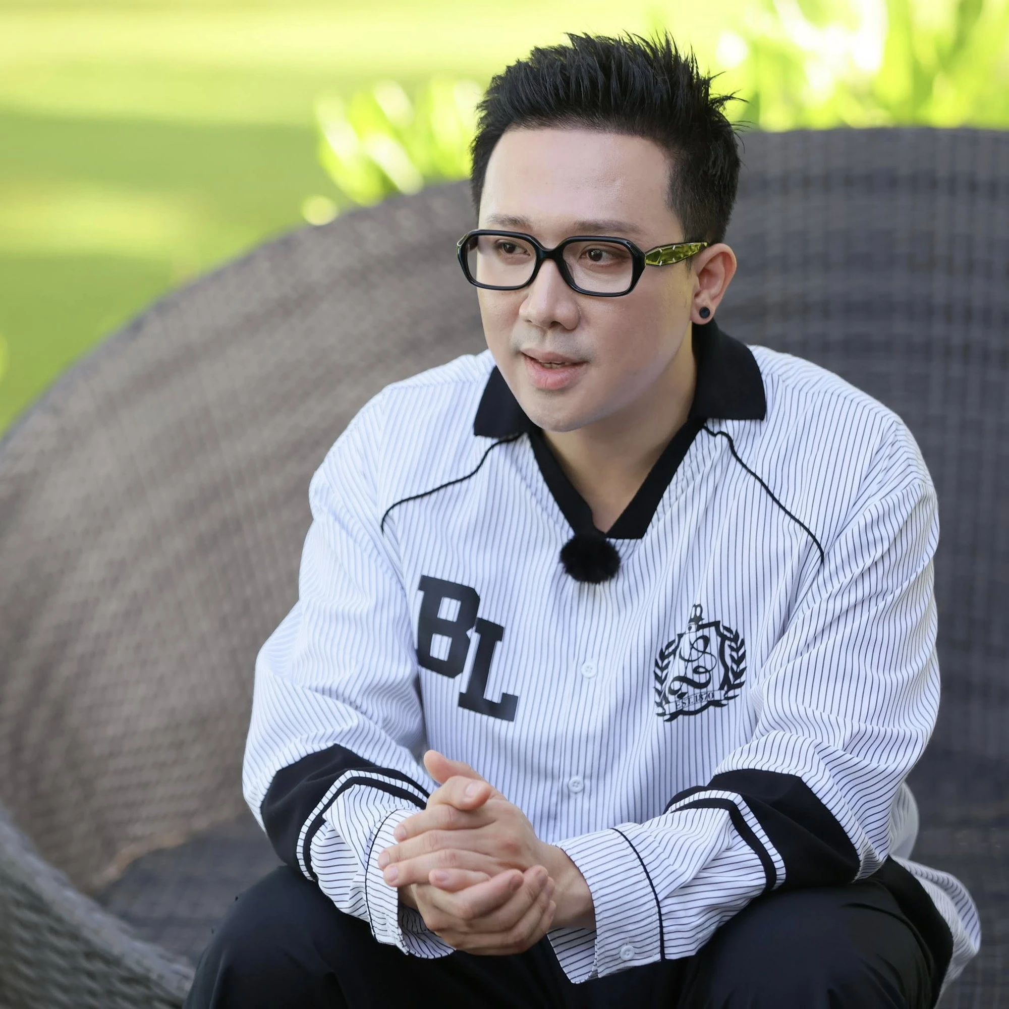 Trấn Thành bị dân mạng đòi bill ủng hộ vùng lũ, trả lời ra sao mà ai cũng gật gù - Hình 2