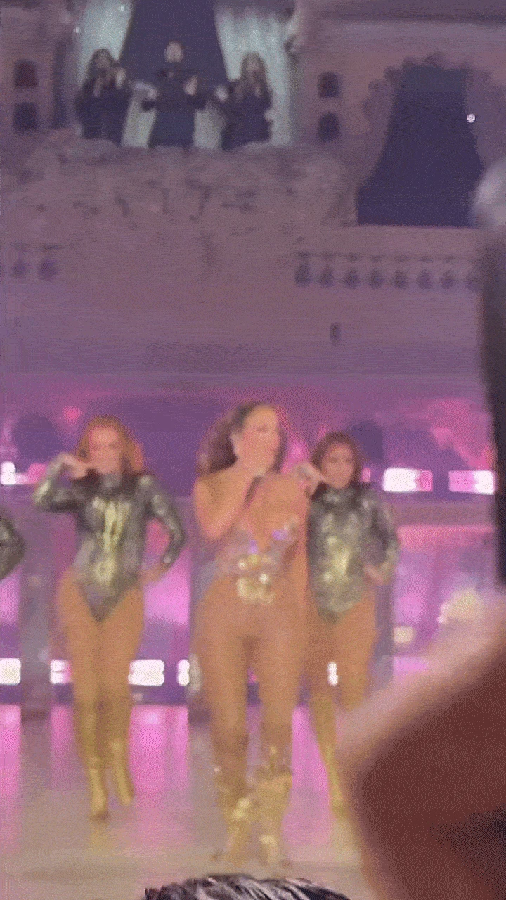 Hình ảnh 18 nhức nhối của Jennifer Lopez, bị nói như vũ công thoát y - Hình 2