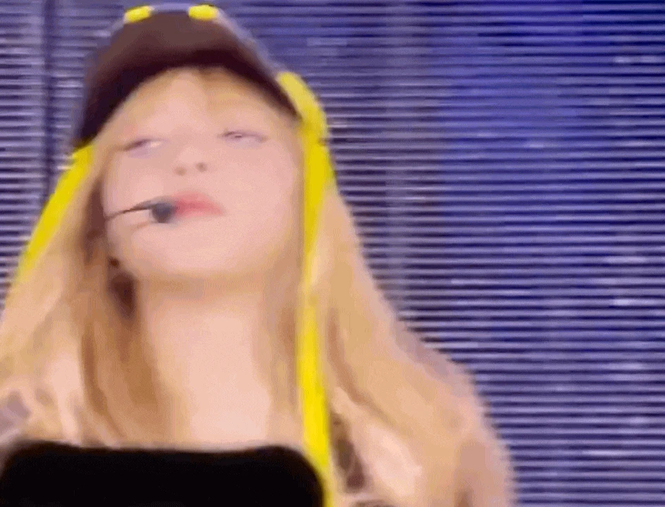 Hết nói nổi Lisa - Hình 1