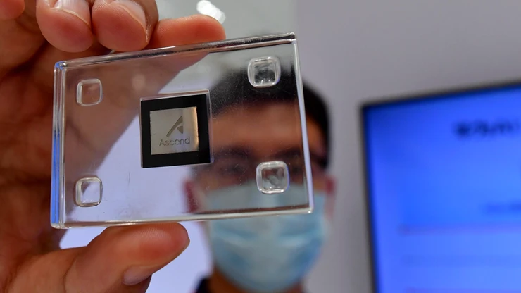 Huawei tuyên bố hô biến chip thường thành siêu chip nhanh gấp 1.000 lần Nvidia - Hình 1