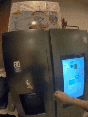 Cứ mỗi lần pha trò, vợ chồng Hoa hậu HHen Niê lại phải xin lỗi - Hình 4