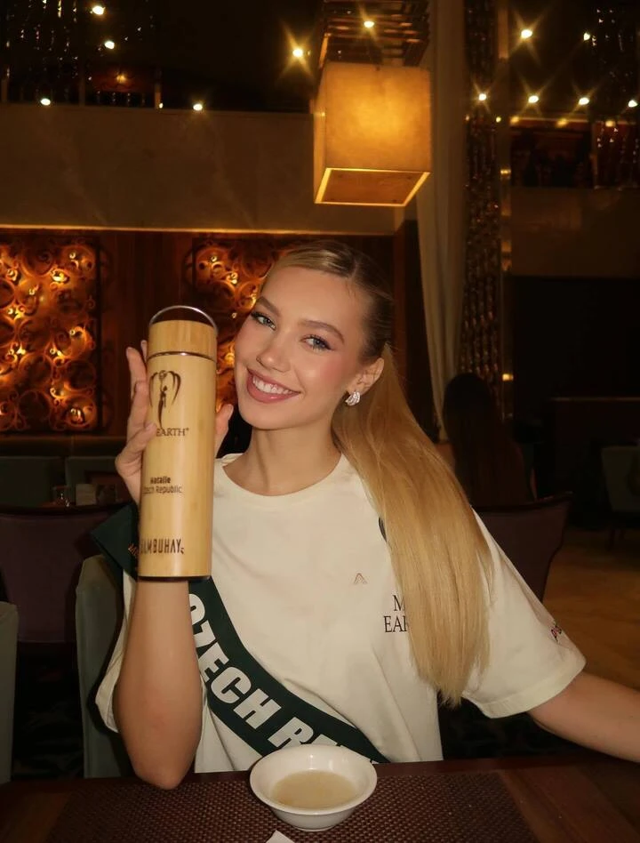 Sắc vóc cùng học vấn nổi bật của tân Hoa hậu Trái đất 2025 - Hình 5