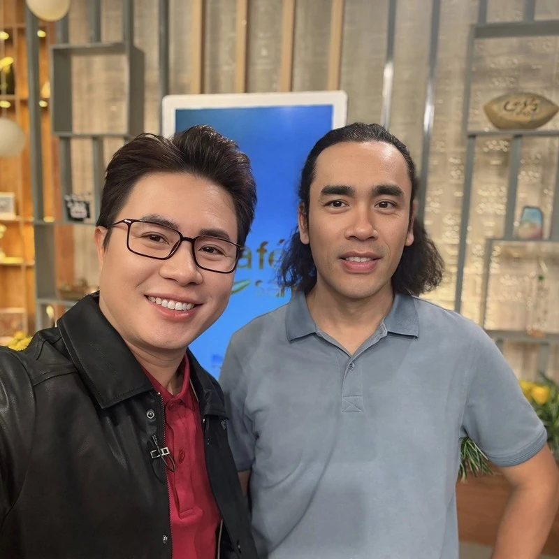 Hành động đẹp của vợ chồng hoa hậu Đỗ Thị Hà, ca sĩ Mỹ Tâm khác lạ không nhận ra - Hình 5