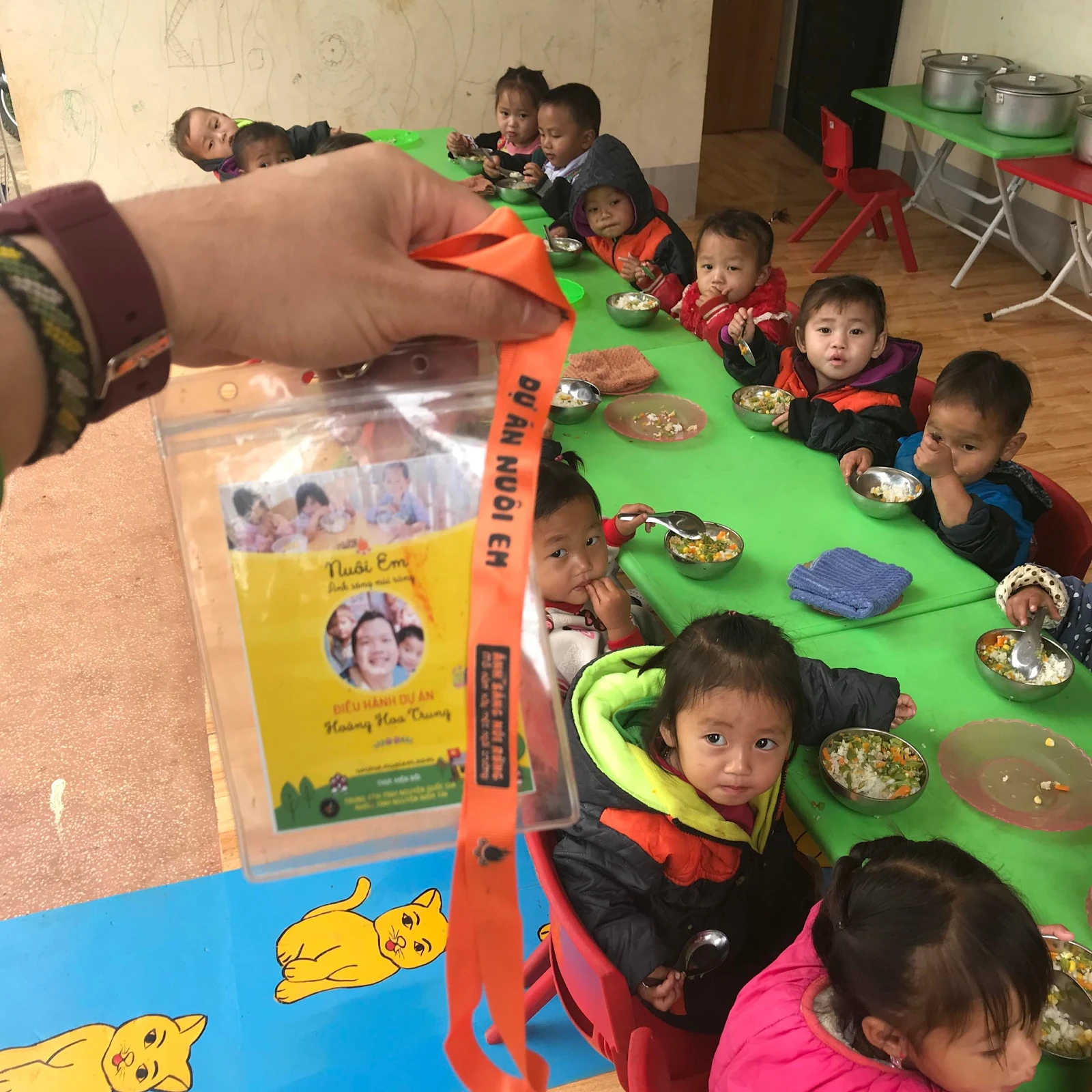 Dự án Nuôi Em lại gây tranh cãi khi bị phát hiện bé được nhận đã mất trước đó - Hình 8