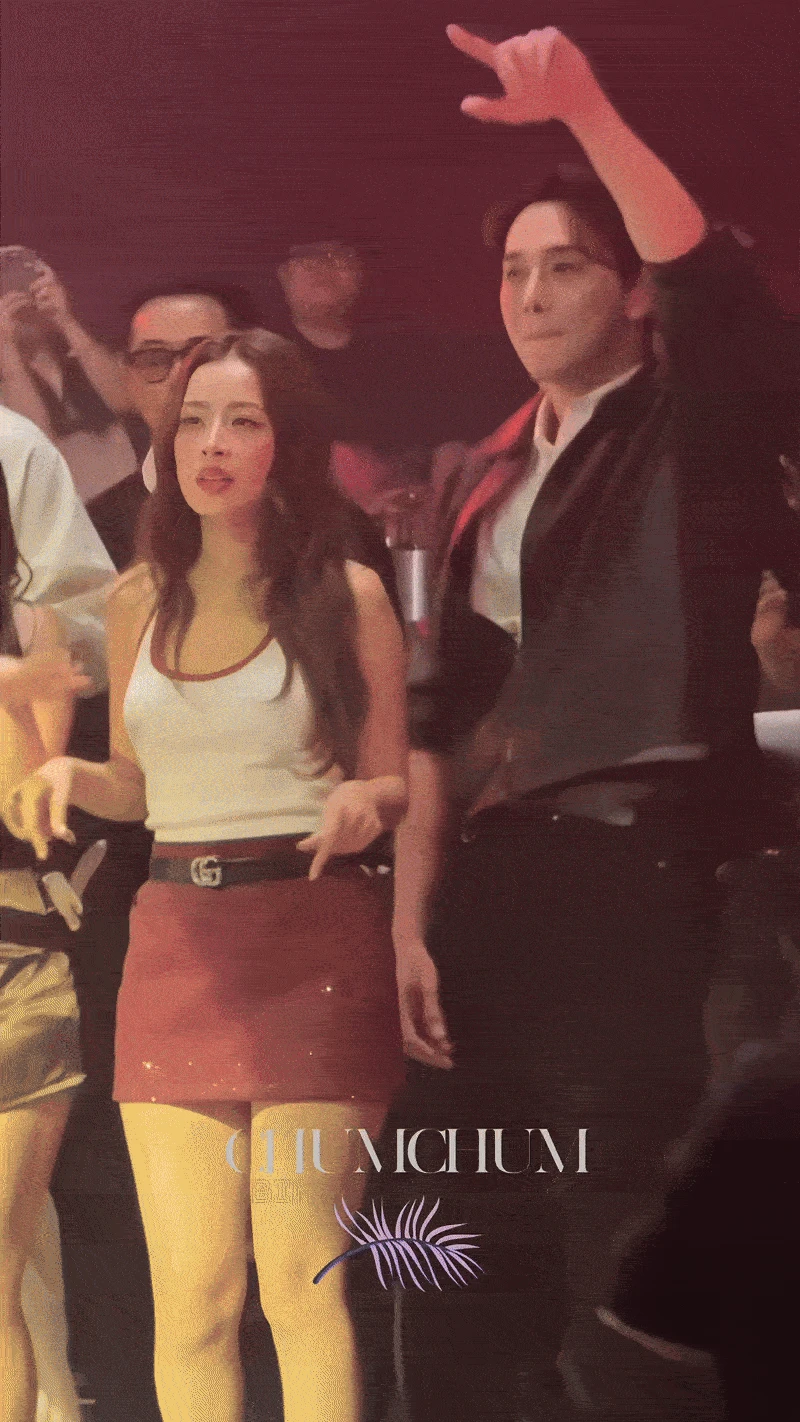 Sự kiện HOT nhất hôm nay: Châu Bùi gây náo loạn với trang phục táo bạo, Chi Pu tình tứ với 1 mỹ nam - Hình 6