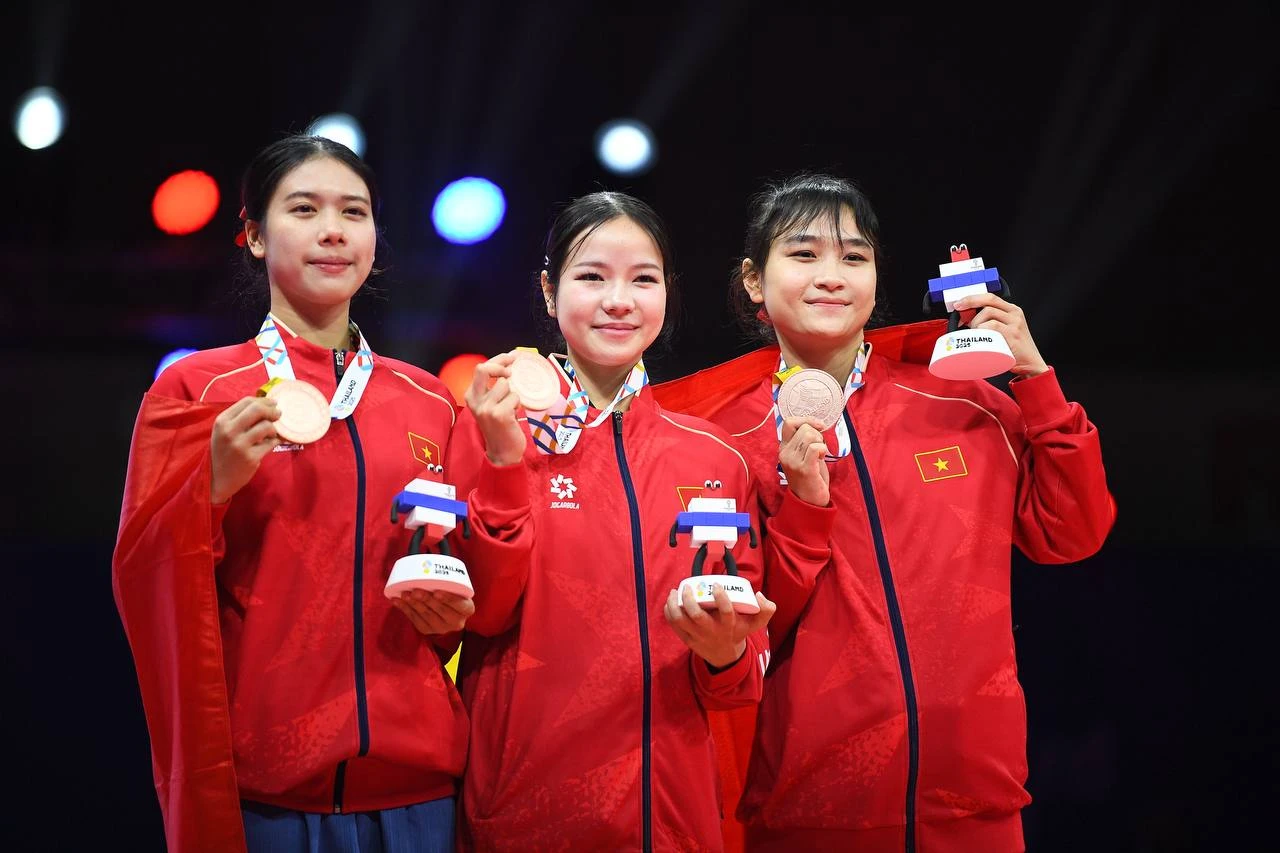 Mê mẩn dàn hot girl Taekwondo ở SEA Games, bên ngoài xinh đẹp, vào sân thét ra lửa, VĐV Việt Nam có phải xinh nhất? - Hình 11