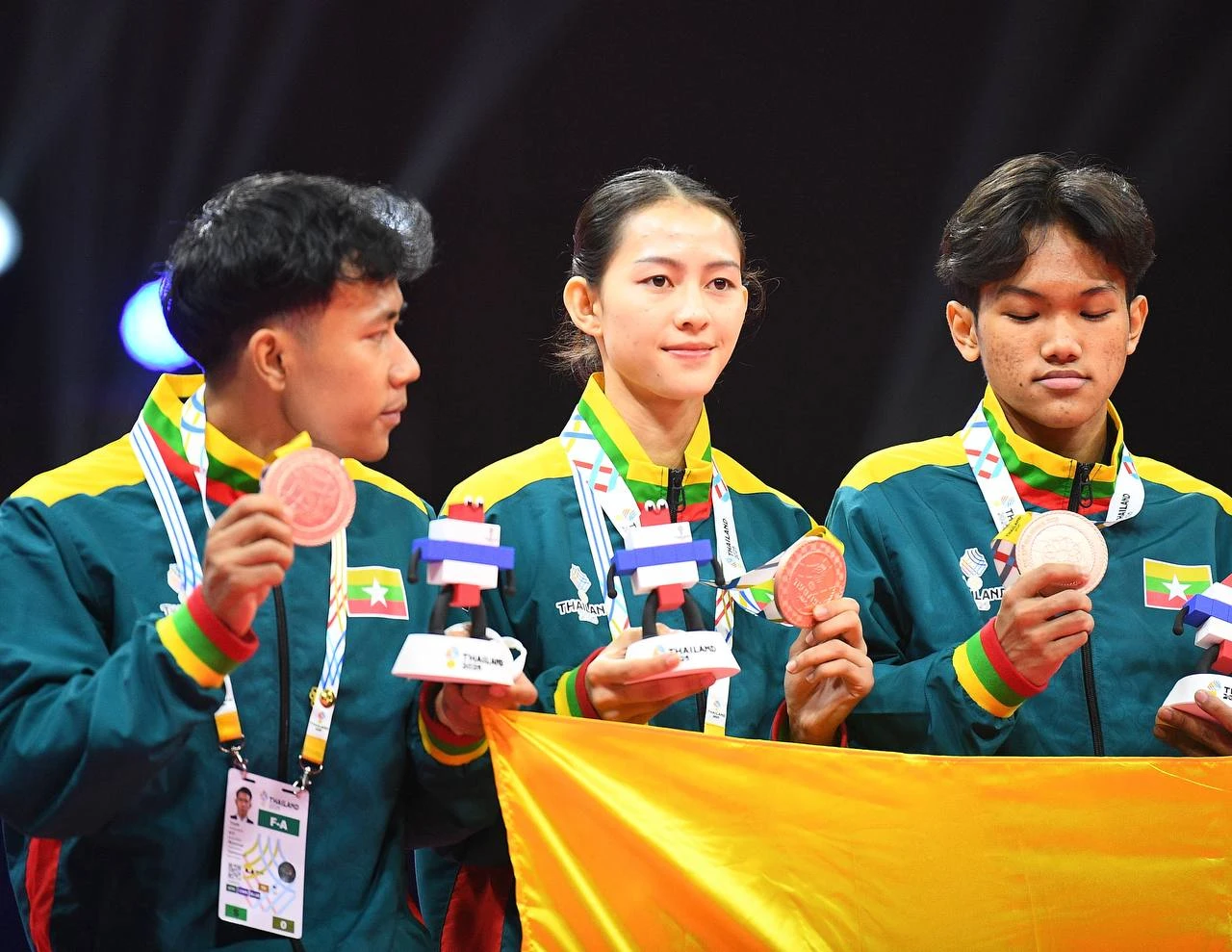 Mê mẩn dàn hot girl Taekwondo ở SEA Games, bên ngoài xinh đẹp, vào sân thét ra lửa, VĐV Việt Nam có phải xinh nhất? - Hình 24