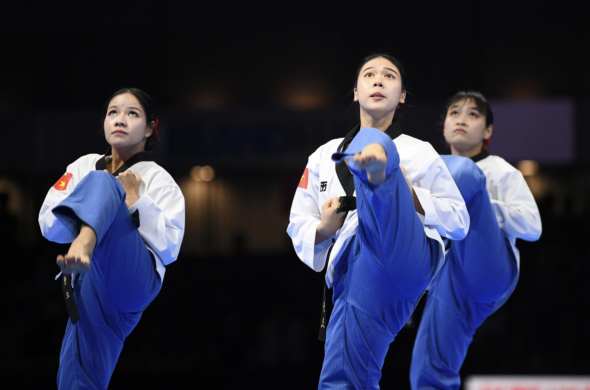 Mê mẩn dàn hot girl Taekwondo ở SEA Games, bên ngoài xinh đẹp, vào sân thét ra lửa, VĐV Việt Nam có phải xinh nhất? - Hình 7