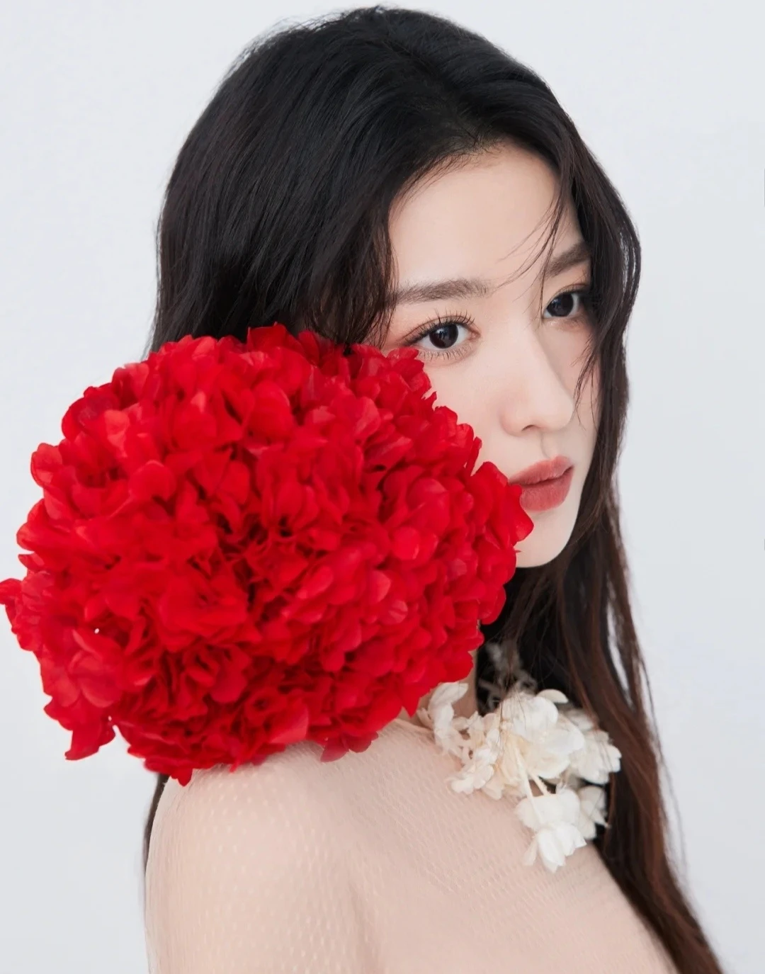 Cuối ngày hôm nay (12/12/2025), 3 con giáp được Thần Tài ban lộc khủng, dư dả tiền bạc, sự nghiệp một bước đối đời sung túc - Hình 1