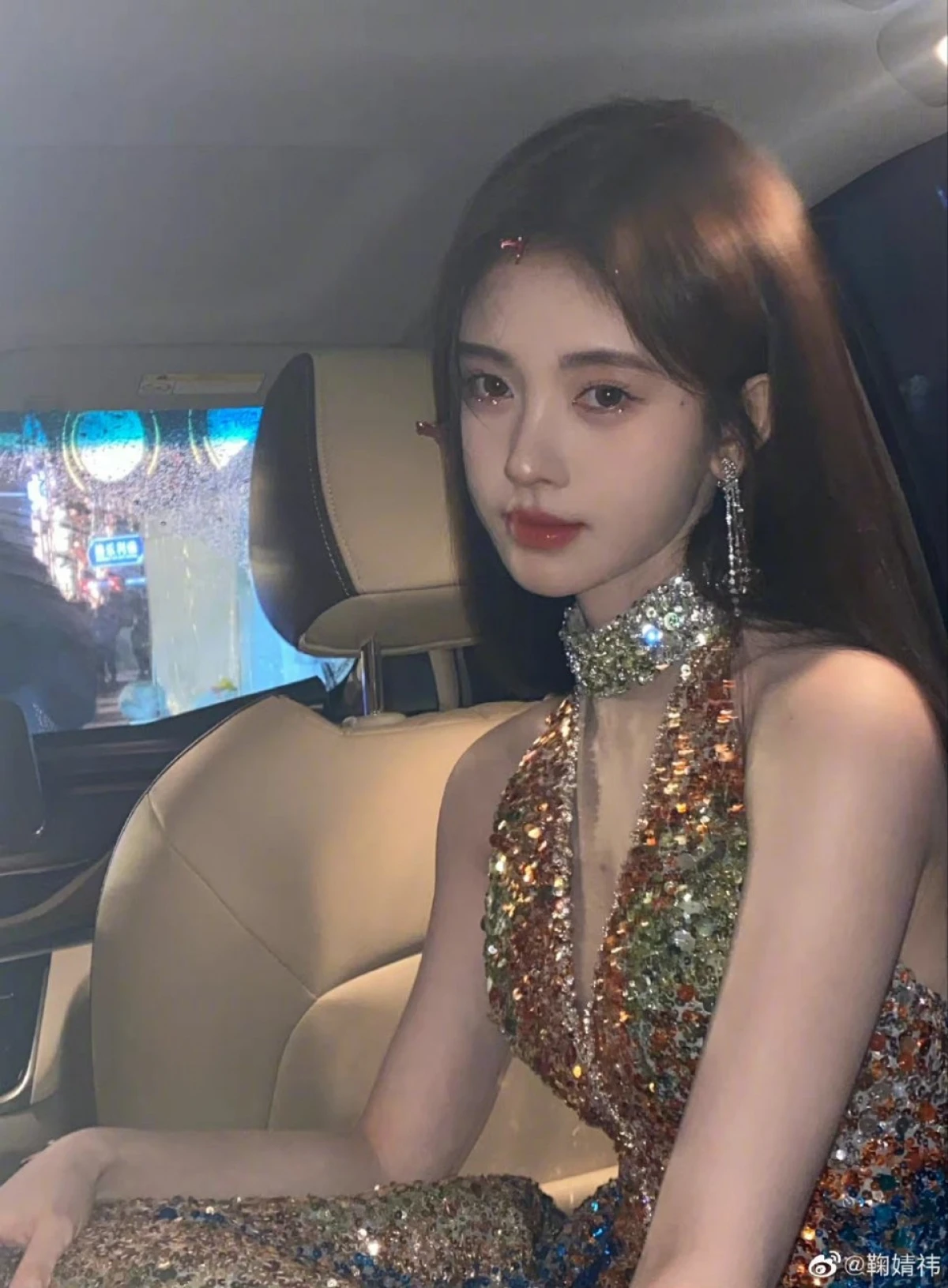 Cúc Tịnh Y và Siba căng thẳng cực điểm: đãi ngộ khủng bị bóc trần sau tranh chấp - Hình 3