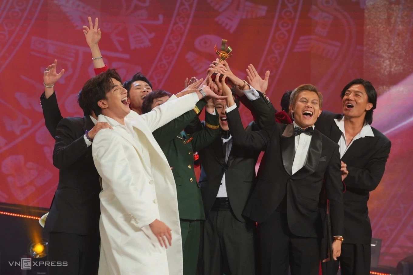 Hé lộ quy trình gửi Mưa Đỏ tranh giải Oscar, tuân thủ tiêu chuẩn quốc tế - Hình 6