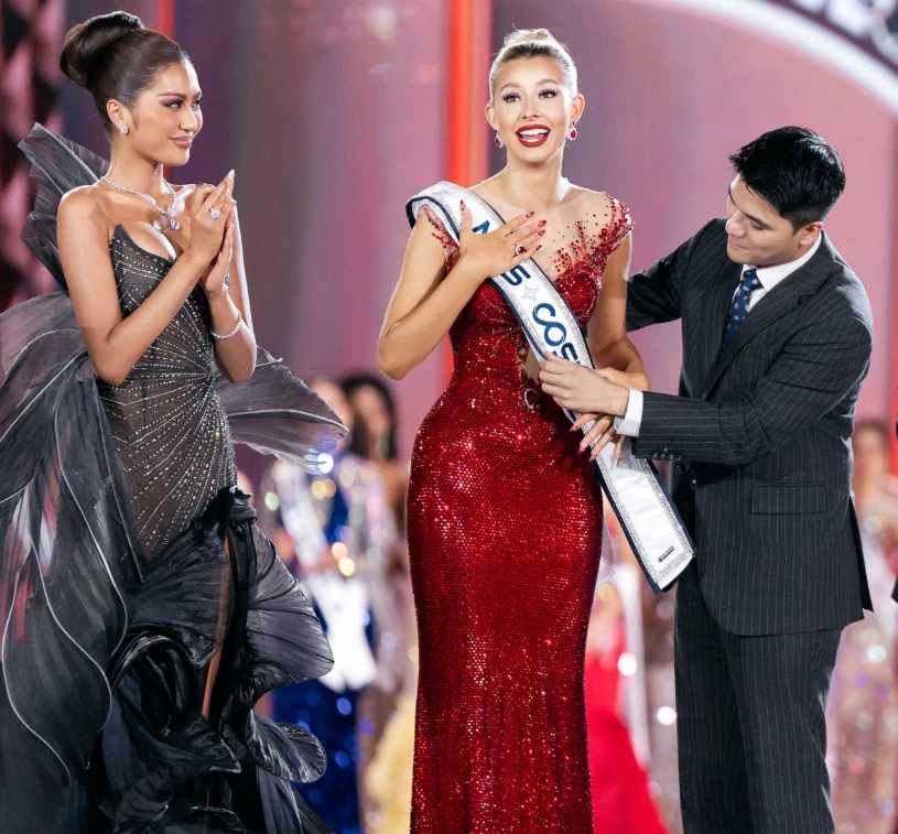 Hoa hậu Đỗ Hà nói 2 từ sốc về Tân Miss Cosmo 2025, 1 điểm bị soi, CĐM dậy sóng! - Hình 6