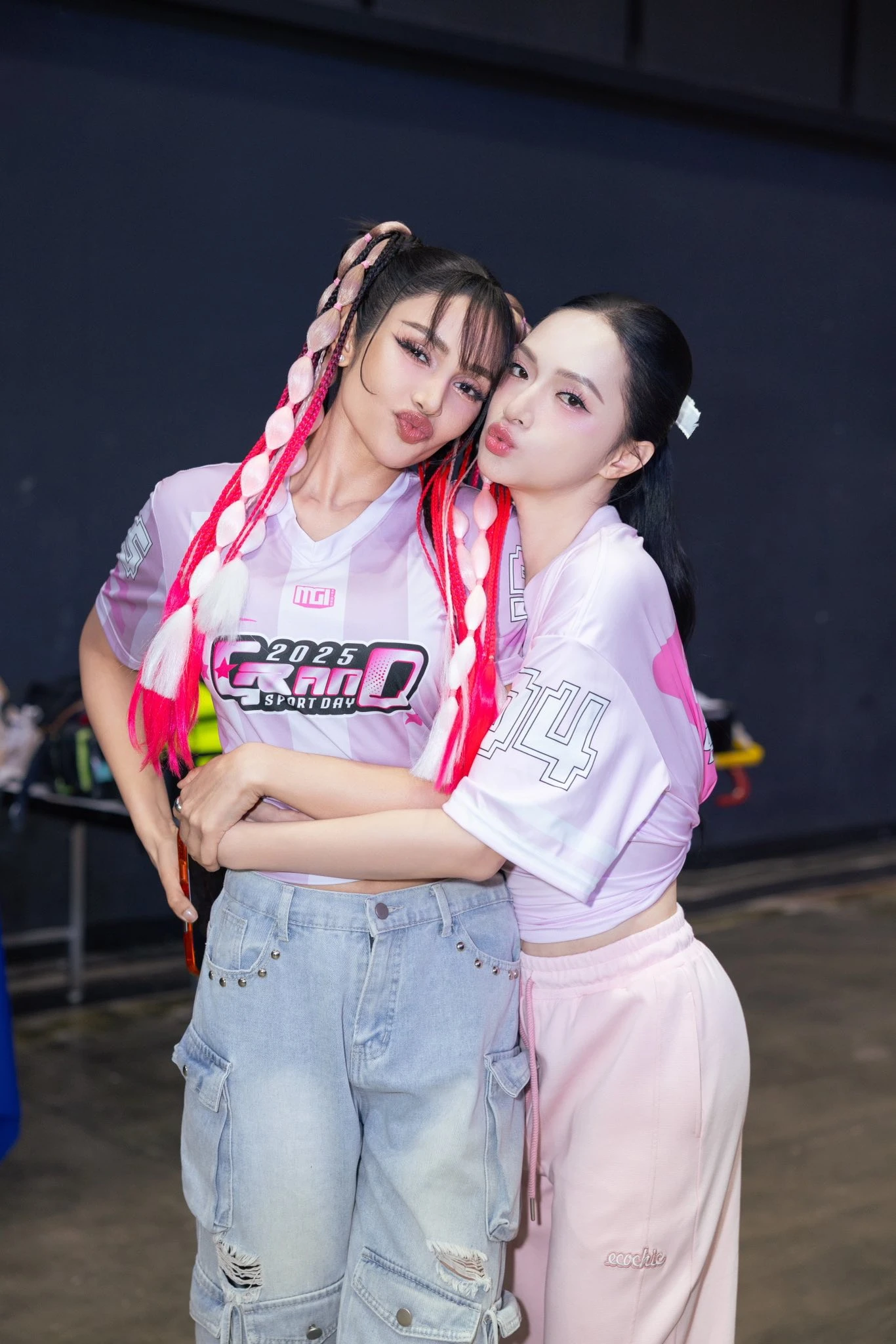 Hương Giang bị thế lực ngầm gây áp lực thi Miss Grand All Stars, hứa hẹn bùng nổ - Hình 1