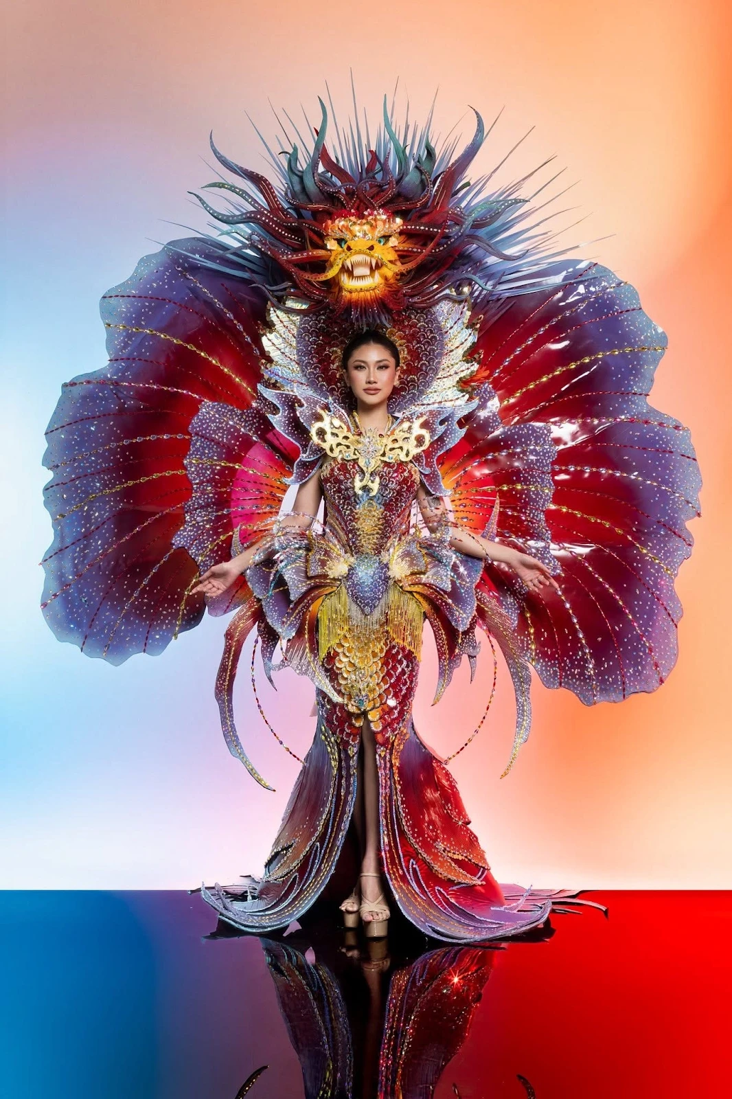 Phương Linh tại Miss Cosmo 2025, 27 ngày sóng gió, cú bứt phá vào top 10 - Hình 3