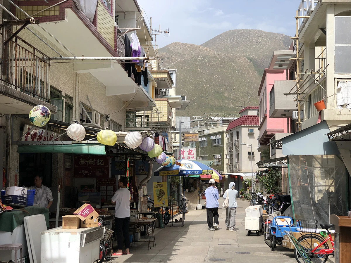 Ghé thăm làng chài cổ Tai O khác lạ ở Hồng Kông - Hình 4