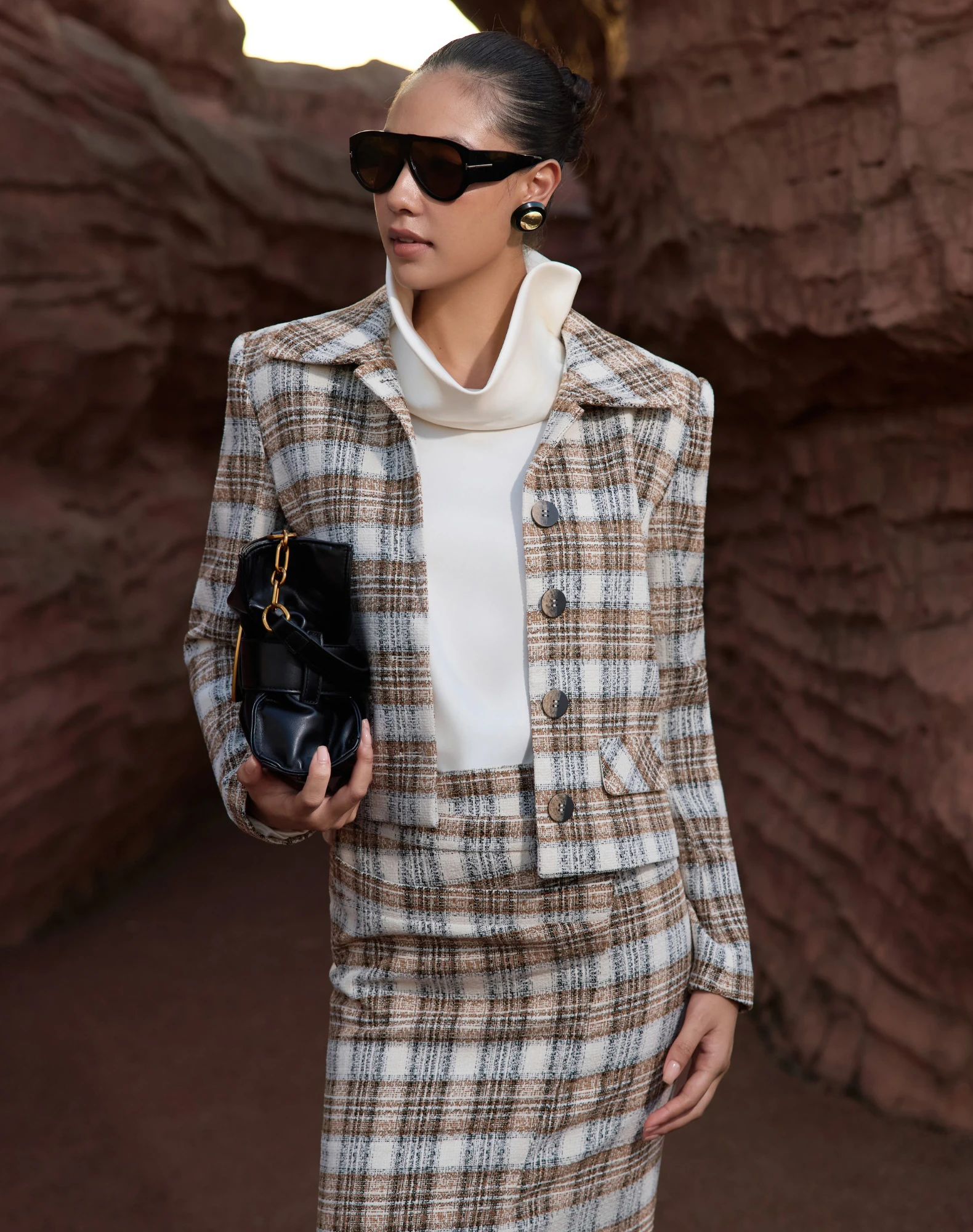 Xu hướng dạ tweed sang trọng, không ai muốn bỏ lỡ trong mùa lạnh - Hình 8