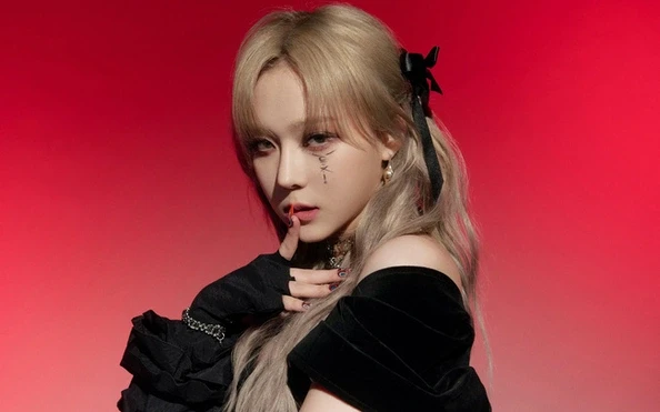 Winter - Aespa, mỹ nhân Gen 4, bạn gái tin đồn Jungkook (BTS) có gì đặc biệt? - Hình 3