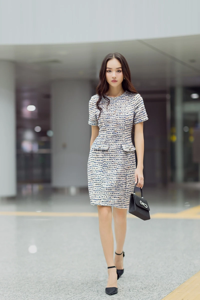 Túi xách và trang phục dạ tweed dẫn dắt xu hướng giao mùa đầy khí chất - Hình 6