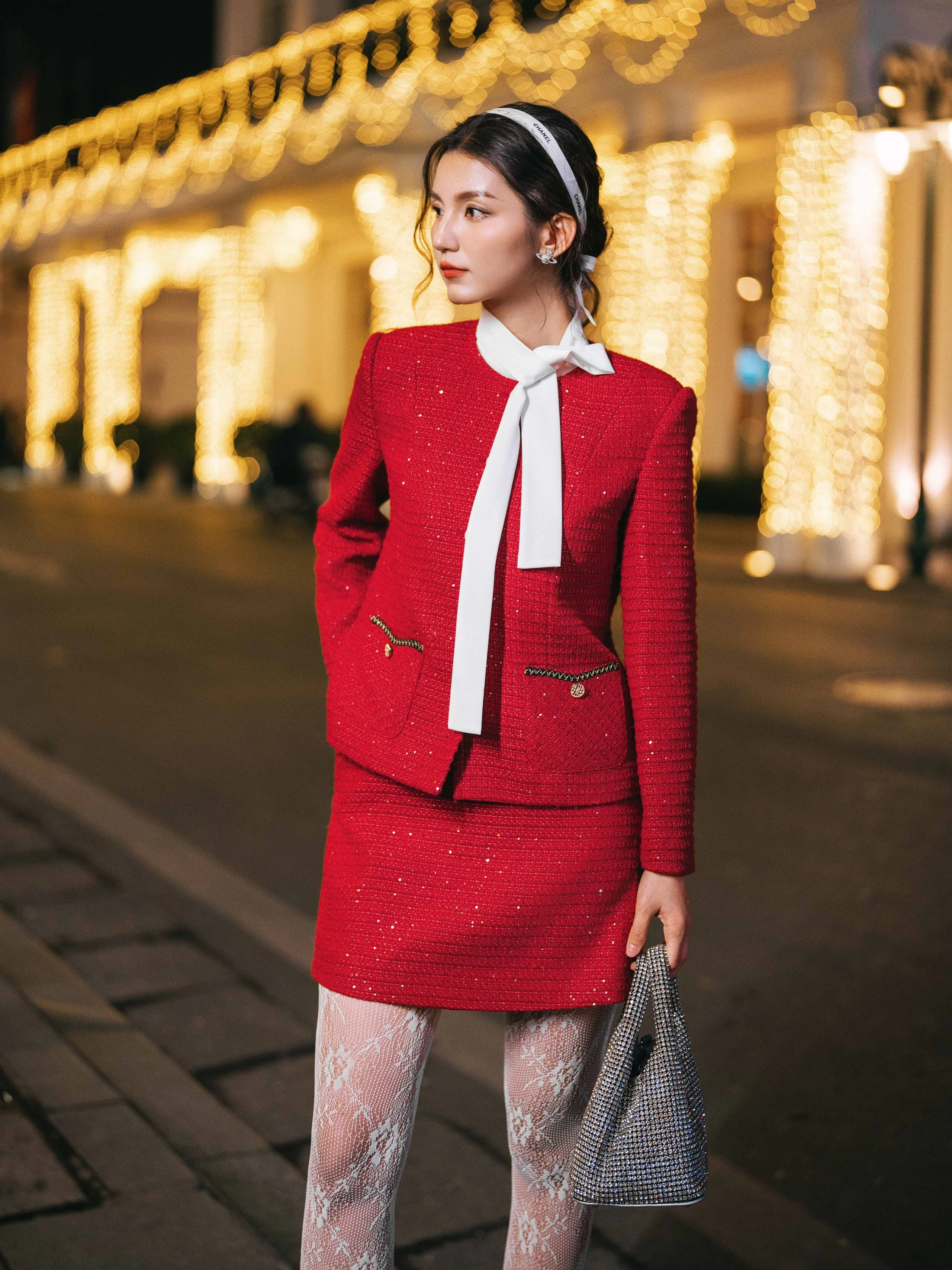 Túi xách và trang phục dạ tweed dẫn dắt xu hướng giao mùa đầy khí chất - Hình 7