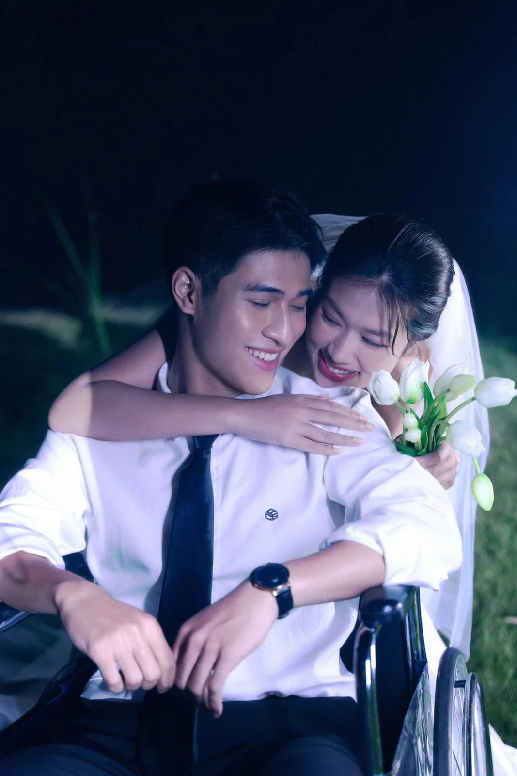 Thiên Ân chèo thuyền với mỹ nam phim Tết, nhưng cưới người khác, chuyện gì đây? - Hình 5