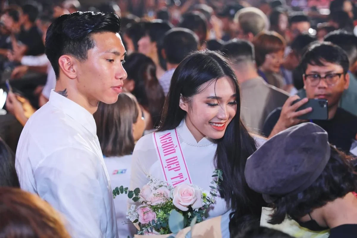 Tình cũ Văn Hậu lộ diện với danh phận lạ cạnh MONO, tính sổ với Hải My? - Hình 6