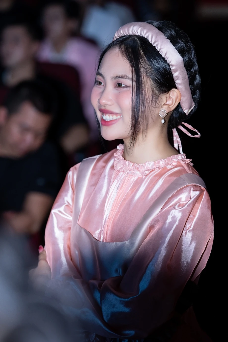 HIEUTHUHAI, Sơn Tùng chung mâm giật giải Cống hiến, Dương Domic bất ngờ có tên - Hình 8