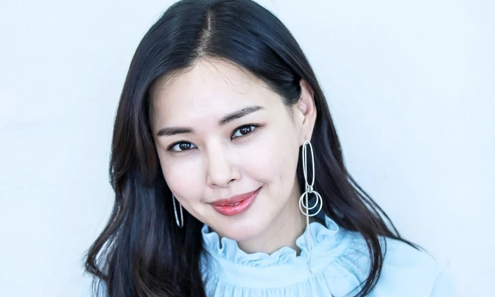 Á hậu Miss Universe bị điều tra phạt 100 tỷ, chấn động làng giải trí Hàn Quốc - Hình 6