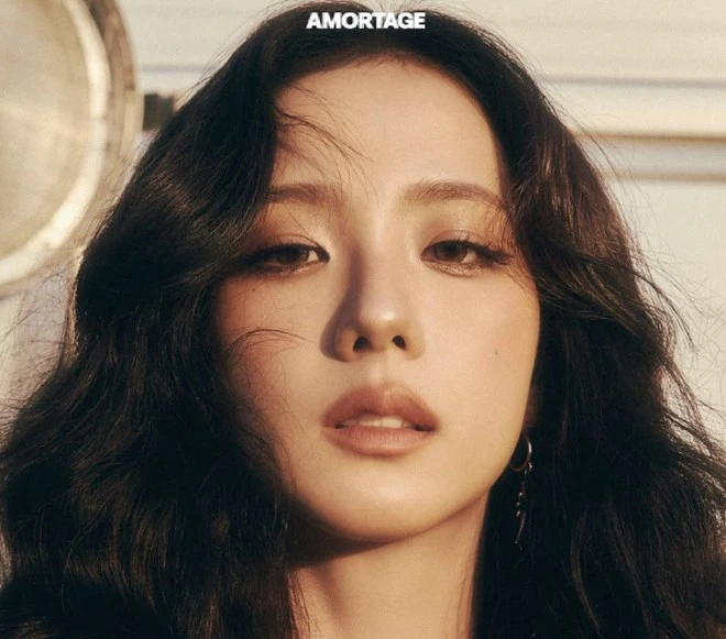 Jisoo (BLACKPINK) lên dây cót khởi hành tour Châu Á, bất chấp bài mới thảm hại - Hình 1