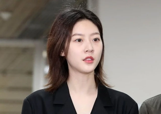 Tình cũ Kim Sae Ron lộ thái độ khó hiểu, nói 1 câu điếng người trước lúc cô mất? - Hình 3