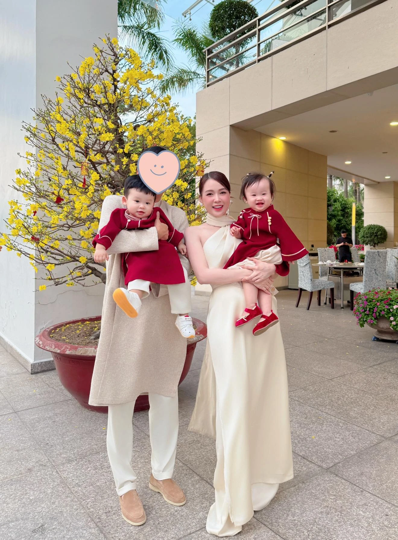 Ảnh hiếm của diễn viên Việt bên chồng ngoại quốc, vẫn giữ 1 nguyên tắc dù từng vướng nghi vấn làm vợ 2 - Hình 1