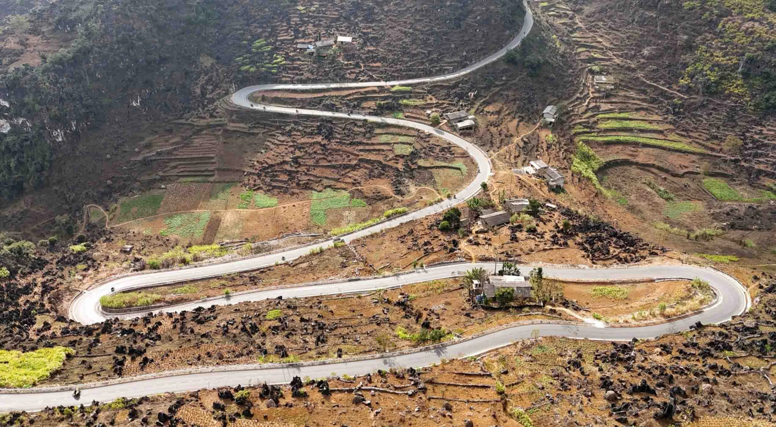 Lên Hà Giang khám phá cung đường chữ M - Hình 3