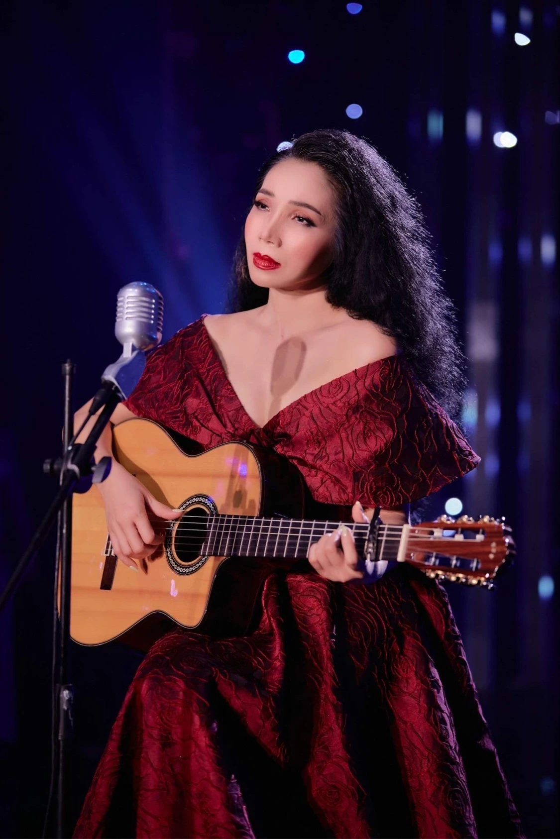 Phương Dung nghẹn ngào nhắc về nỗi buồn khi đón tết nơi xứ người - Hình 2