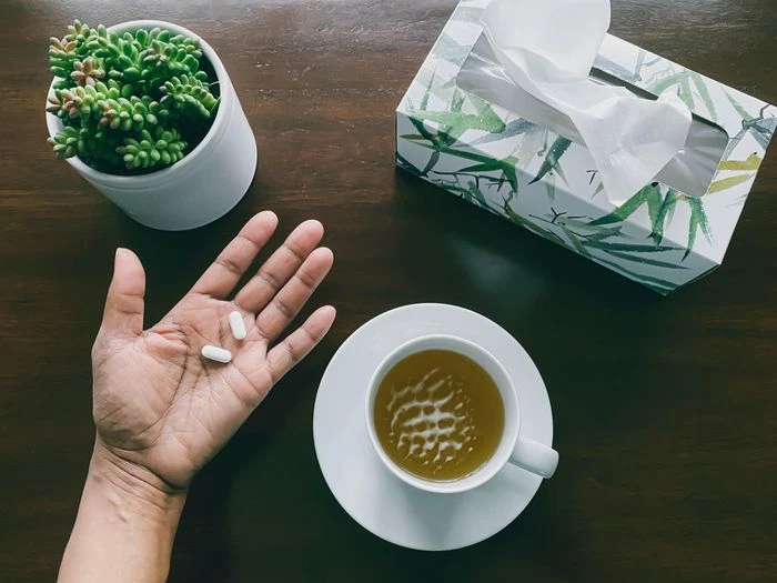 Vì sao không nên uống thuốc với trà? - Hình 2