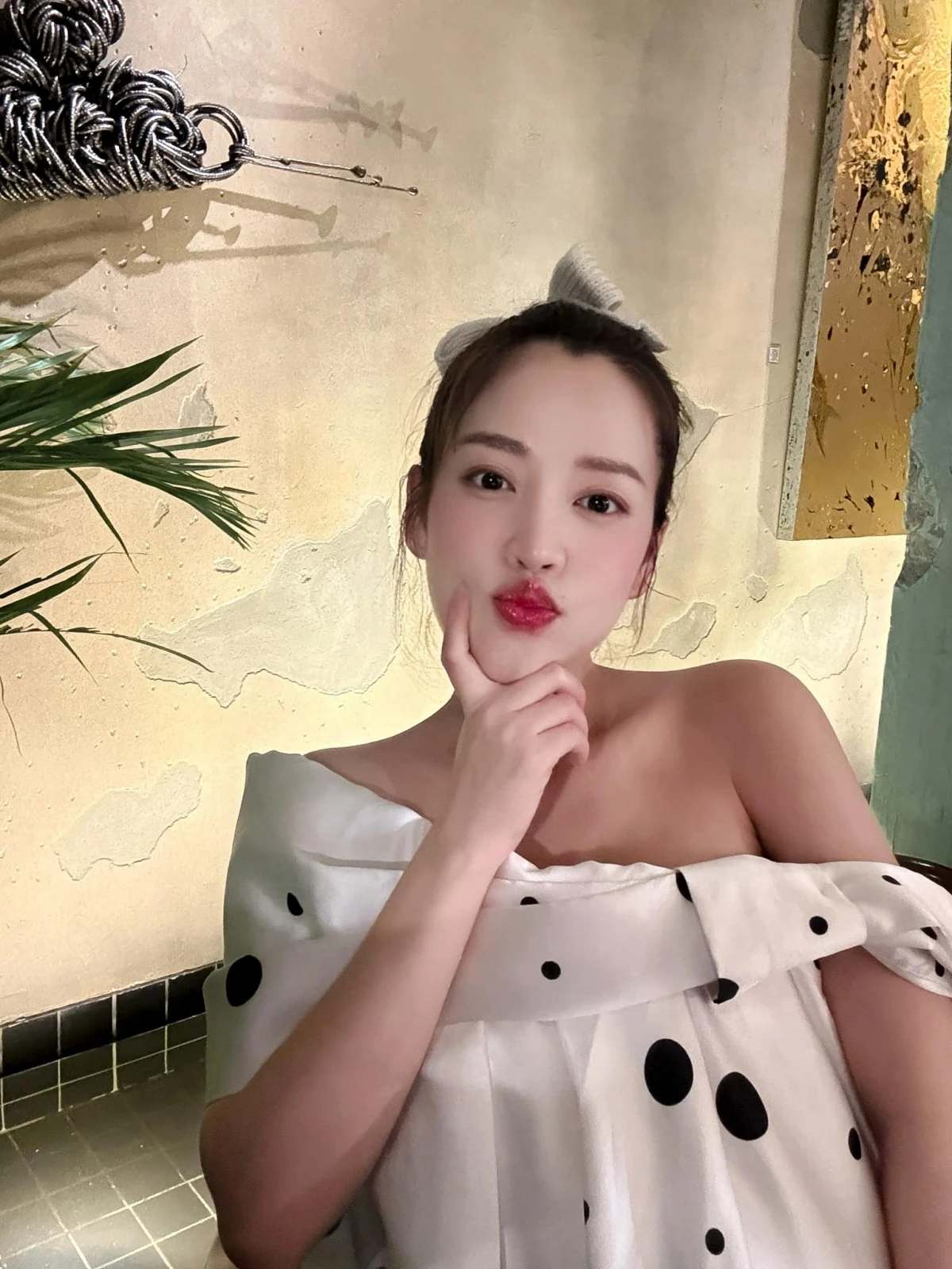 Puka sắp lâm bồn, nhan sắc mẹ bầu nhận mưa lời khen, Gin Tuấn Kiệt cưng chiều - Hình 4