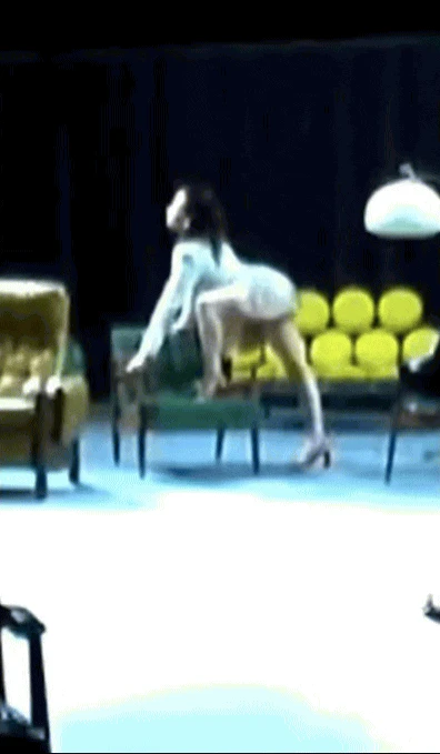 Teaser MV mới của Jennie: Quá dị, xem hơi sợ! - Hình 1