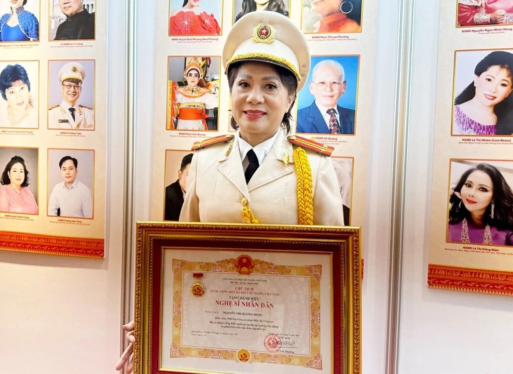 NSND Hương Dung mẹ chồng hiện đại, mưu sinh đủ nghề khi nghỉ hưu sớm - Hình 6