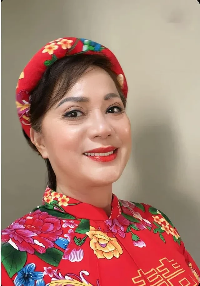 NSND Hương Dung mẹ chồng hiện đại, mưu sinh đủ nghề khi nghỉ hưu sớm - Hình 9
