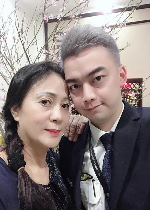 NSND Hương Dung mẹ chồng hiện đại, mưu sinh đủ nghề khi nghỉ hưu sớm - Hình 3