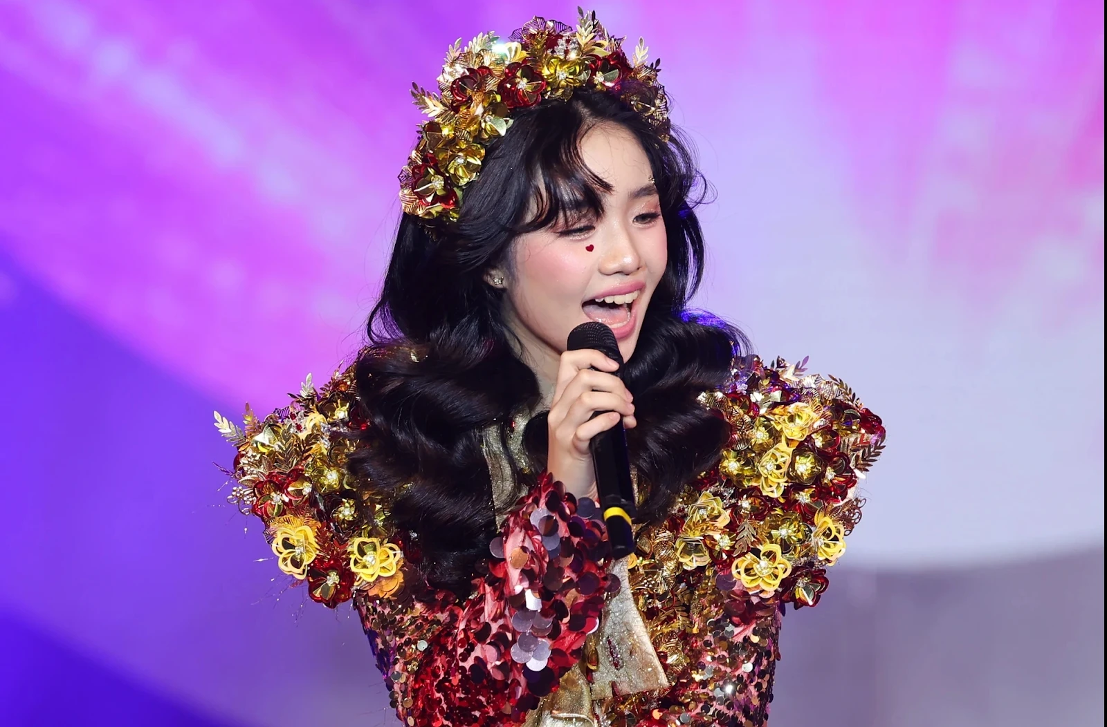 Izara Thiên Nga: Con gái nuôi Bằng Kiều, thủ khoa Nhạc viện, xinh như hoa hậu - Hình 3