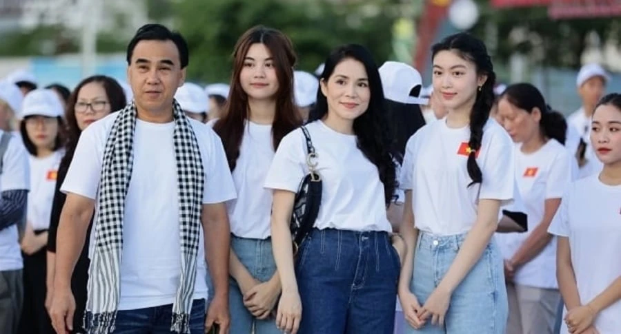 Hạt Dẻ cứu Lọ Lem 1 bàn, đánh lạc hướng dư luận bằng 1 ảnh đốt mắt? - Hình 6