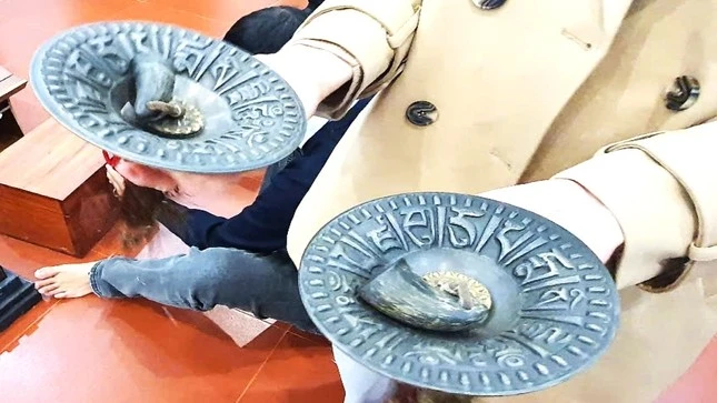 Vụ bẫy tu tập thành tiên: chôn hàng chợ xuống đất hét giá tiền tỷ? - Hình 6